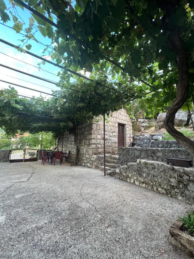 Kuca Za Odmor Villa Nikšić Eksteriør bilde